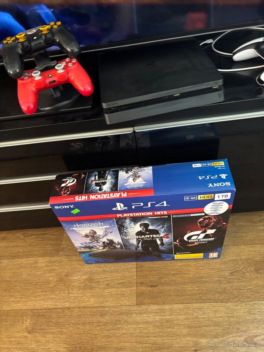 PlayStation 4 paměť 1TB