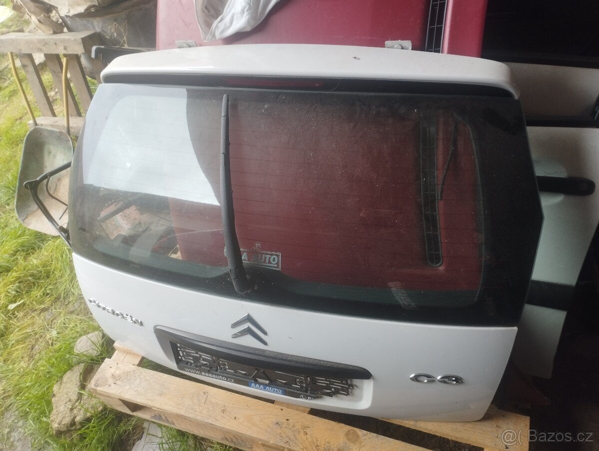 Citroen c3 dveře bílá barva