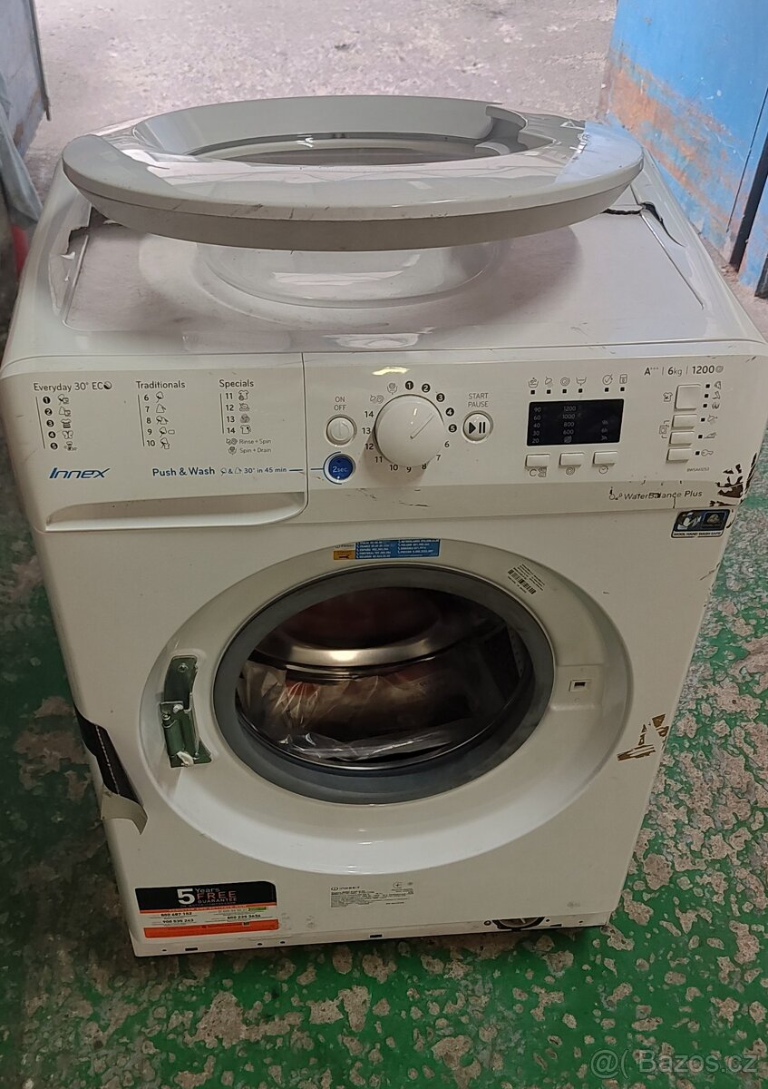 Indesit BWSA 61353 W EU na náhradní díly.