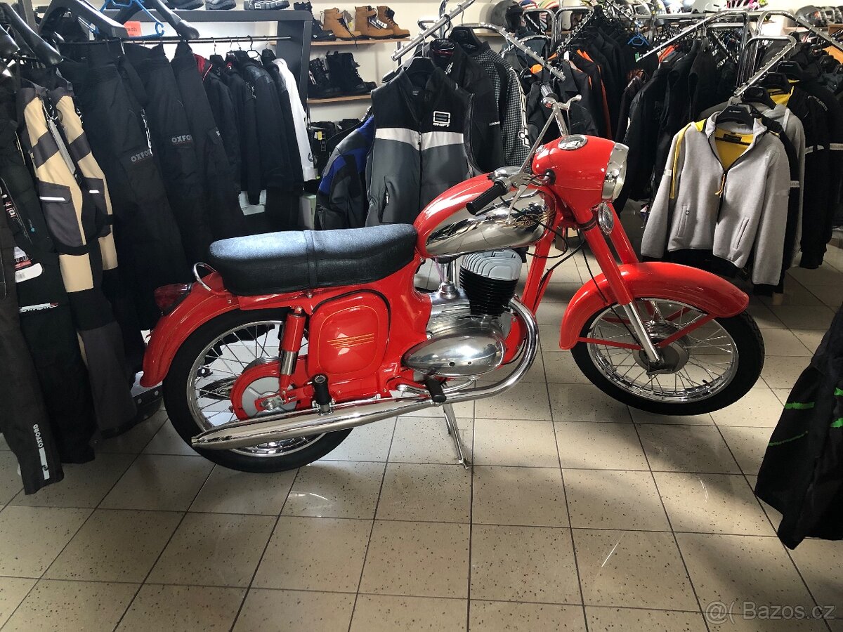 Jawa 250 sport