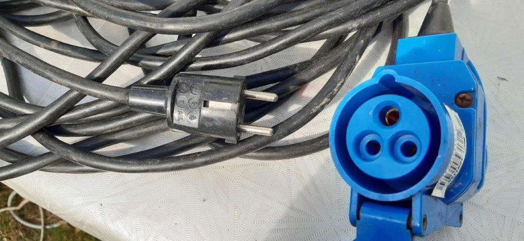 Připojovací kabel - redukce pro karavan,obytný přívěsCEE 16A