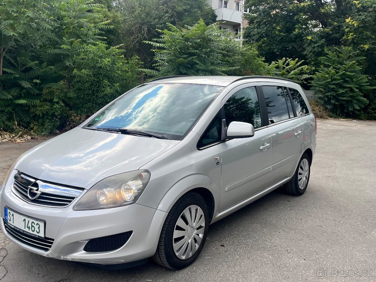 Opel Zafira 1,9 cdti 7 mist
