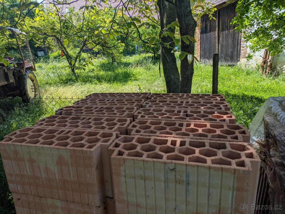 Stropní vložka miako