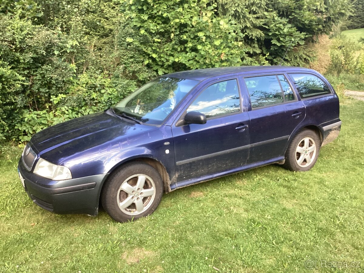 Osobní automobil značky Škoda Octavia Combi