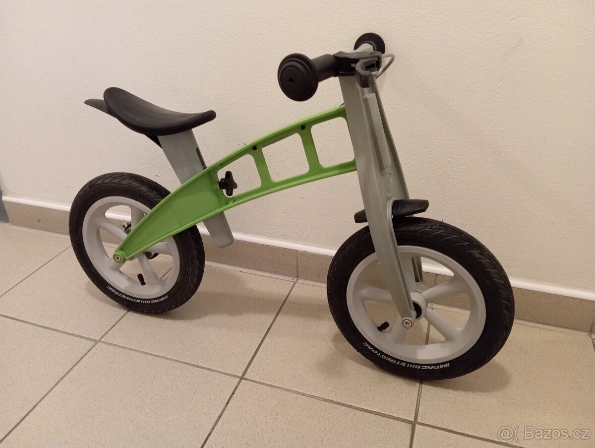Dětské odrážedlo First Bike Street