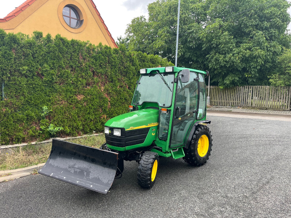 Malotraktor John Deere 4110 4x4