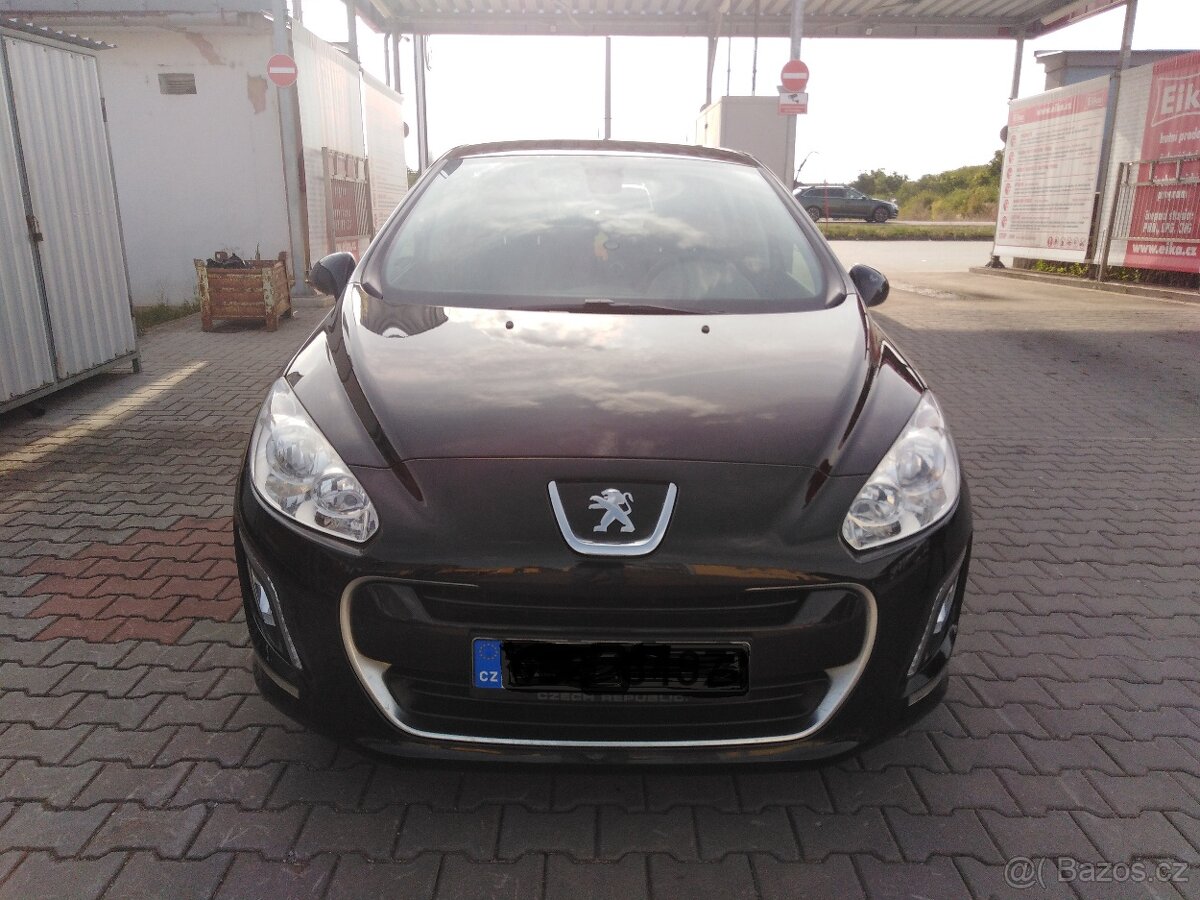 Prodám PEUGEOT 308 1,6 HDI, r.v. 2012