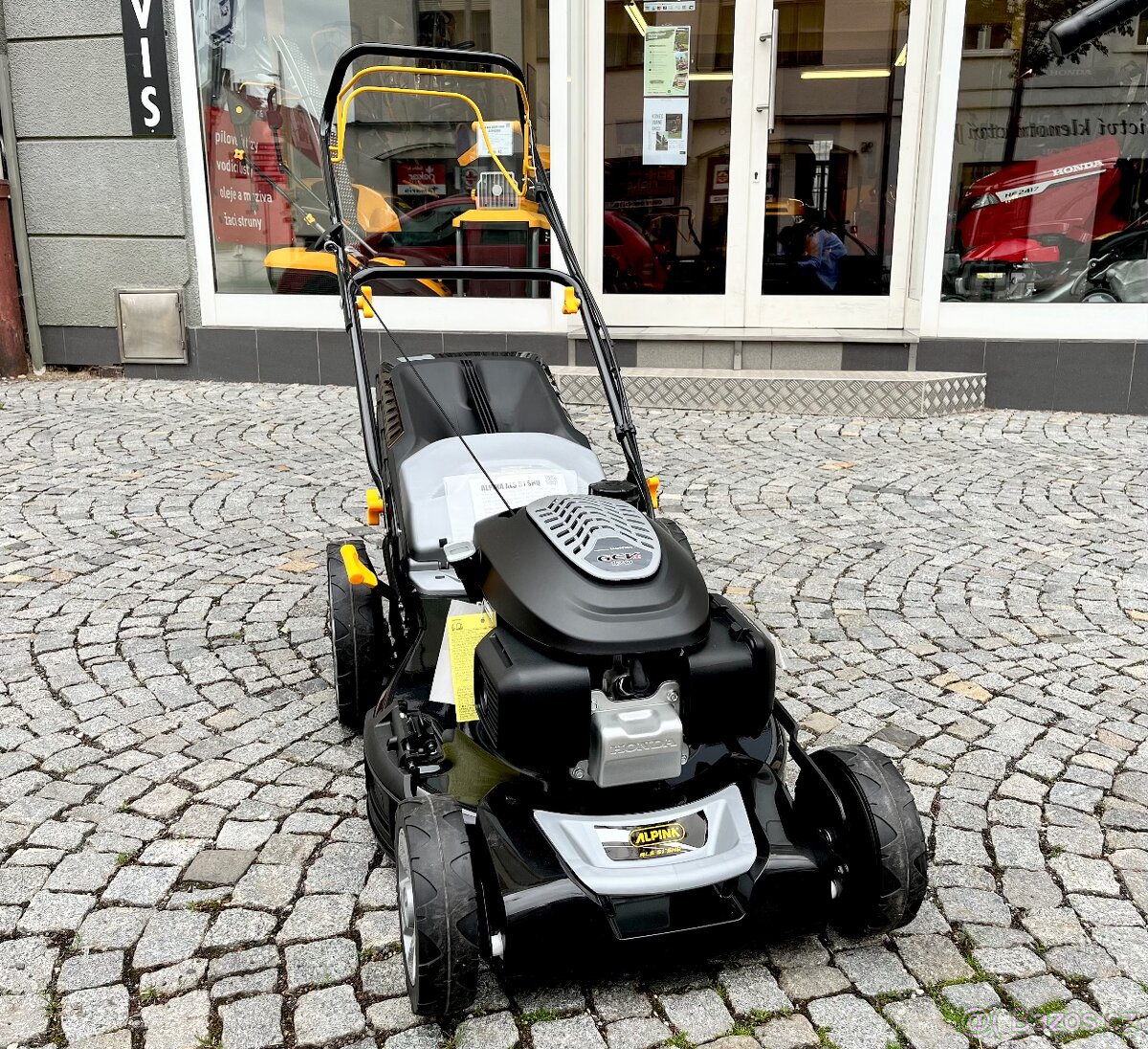 Travní benzínová sekačka Stiga Alpina AL5 51 SHQ