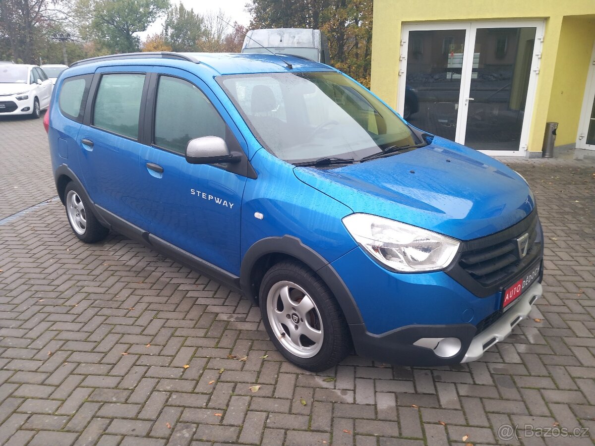 Dacia Lodgy 1.2TCe 1.MAJ. KLIMA NAVIGACE TAŽNÉ NOVÁ STK