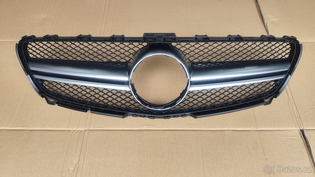 MERCEDES TŘÍDY A w176 FACELIFT AMG MASKA MŘÍŽKA GRILL