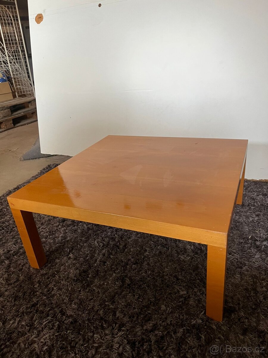 Konferenční stolek – 80 × 80 cm, výška 35 cm