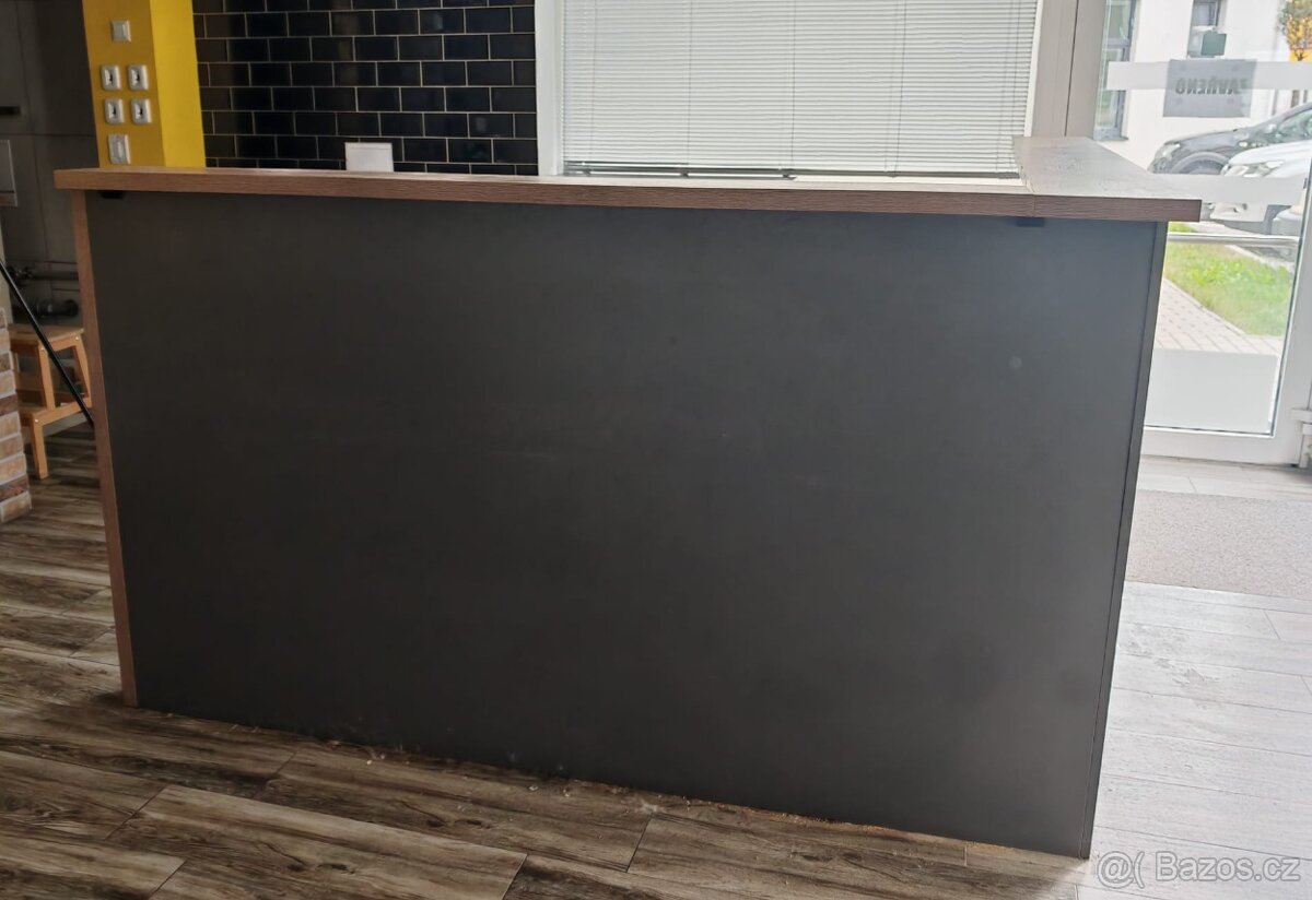 Gastro Pult zástěna pracovní prostor kancelář office