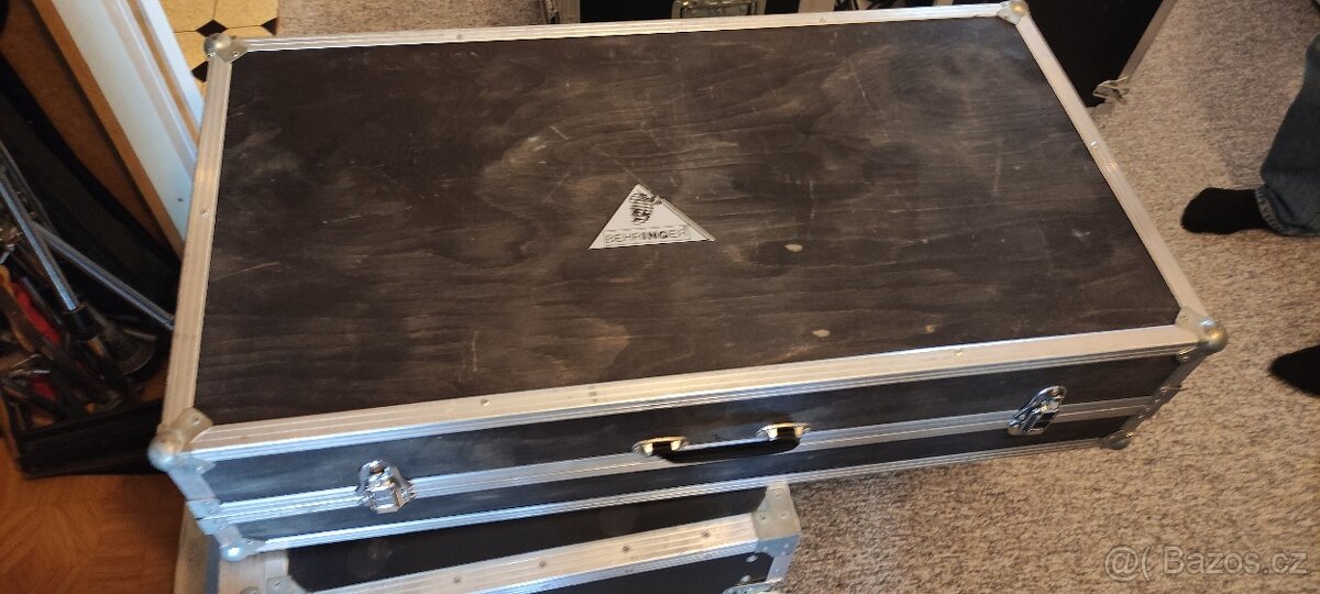 Behringer eurodesk SL3242 FX-PRO