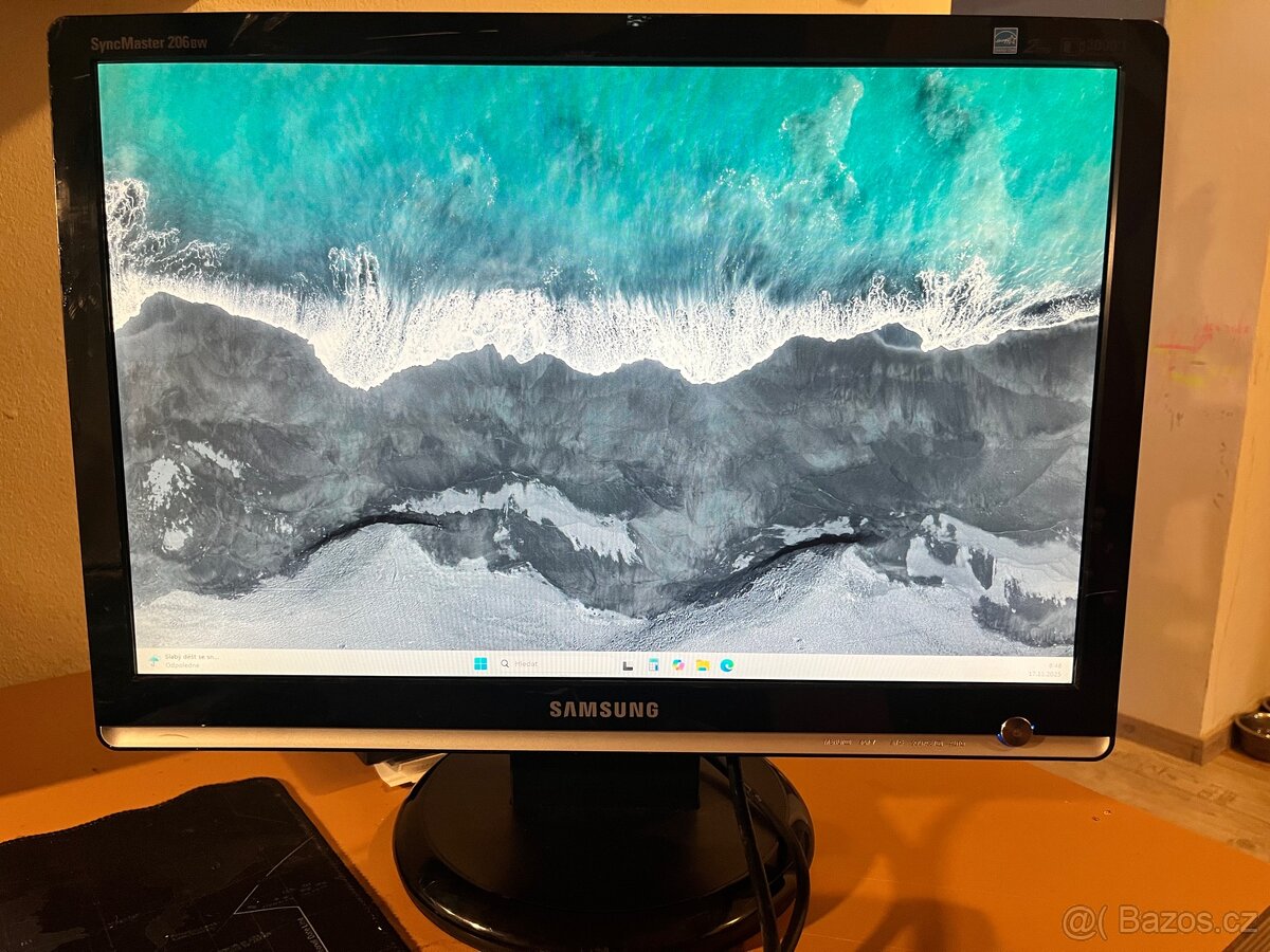 Monitor 20” 1680x1050