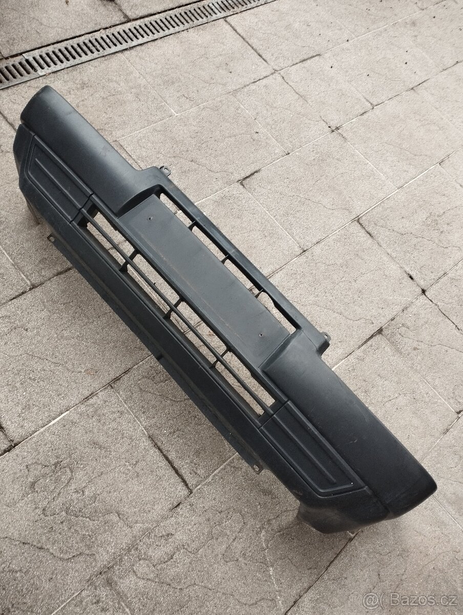 Přední nárazník Škoda Favorit