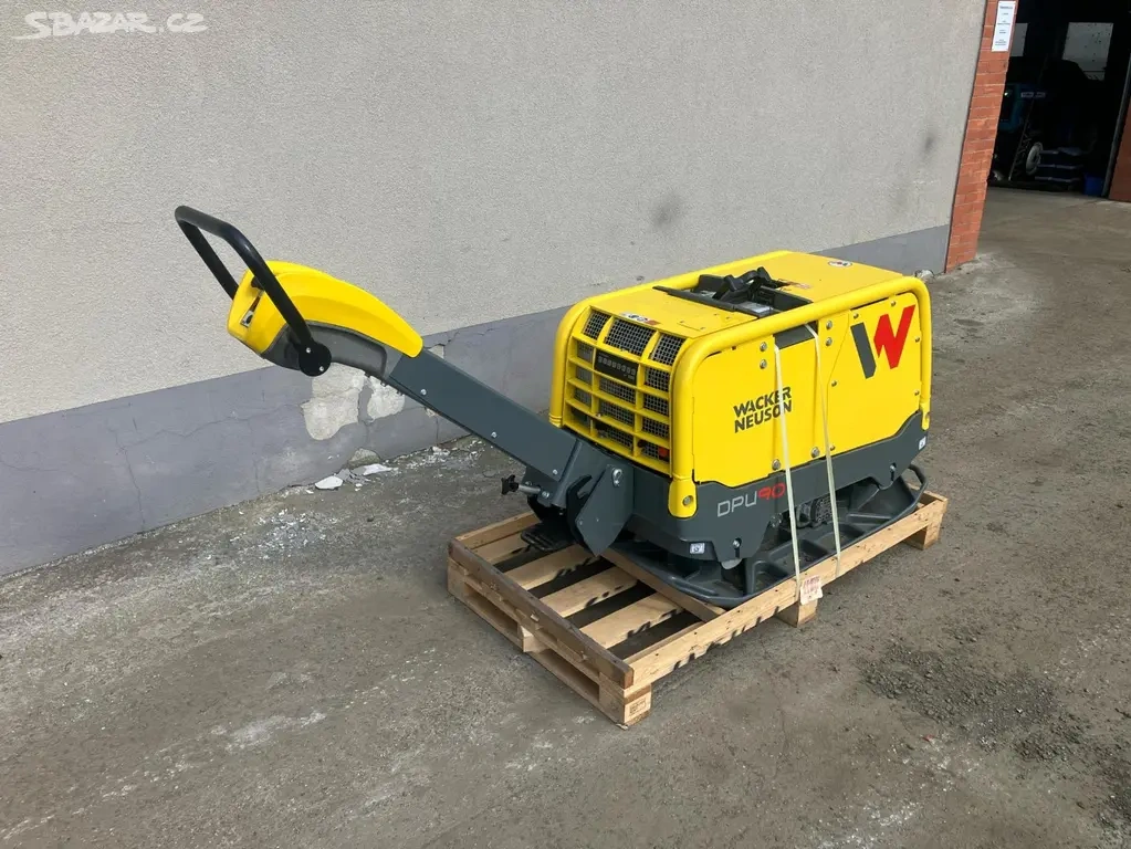 REVERZNÍ VIBRAČNÍ DESKA WACKER NEUSON DPU90