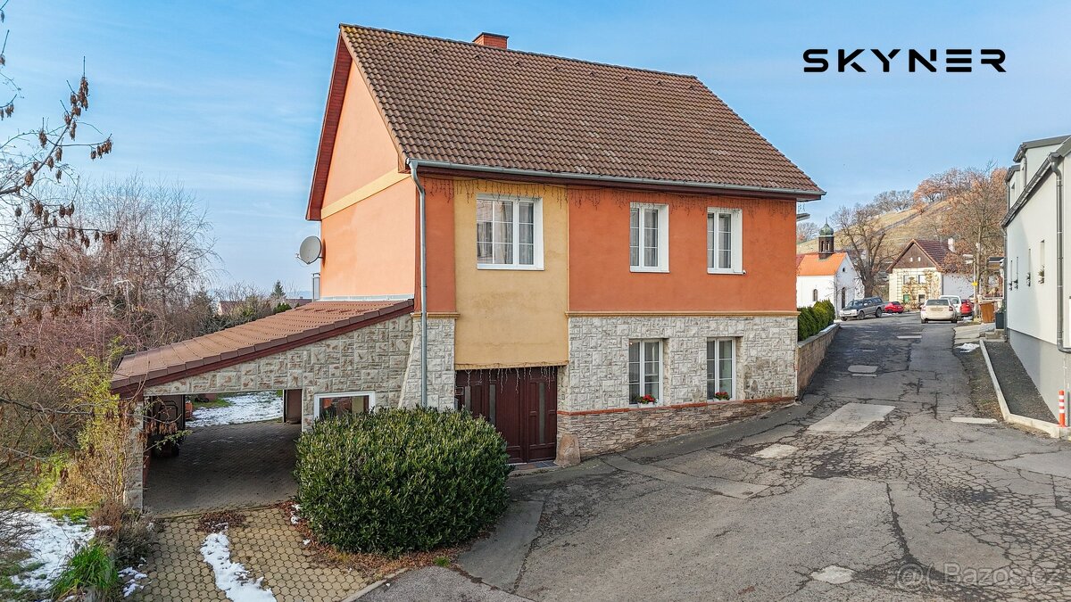 Prodej prostorného rodinného domu – ideální i pro vícegenera