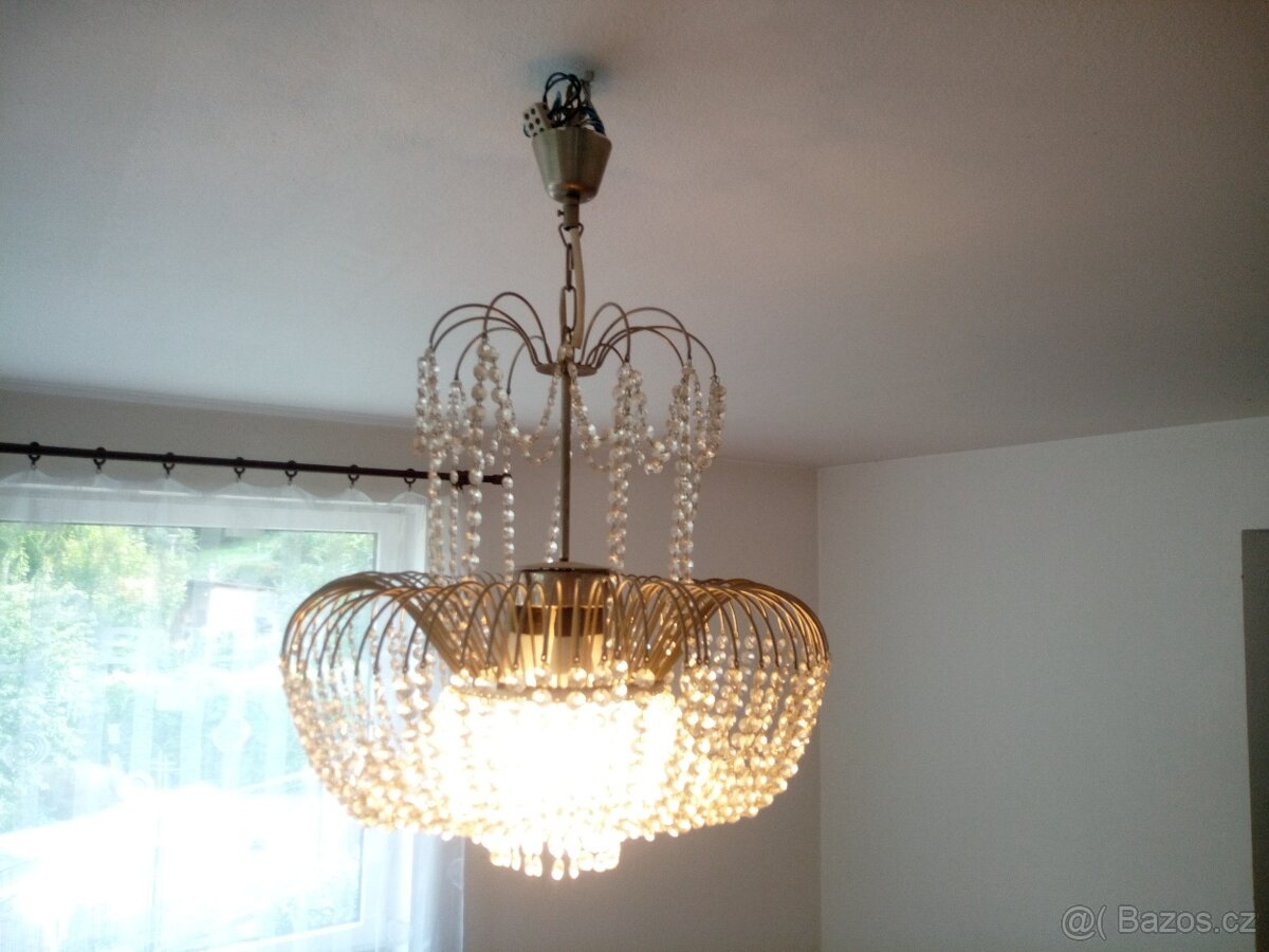 křišťálový lustr