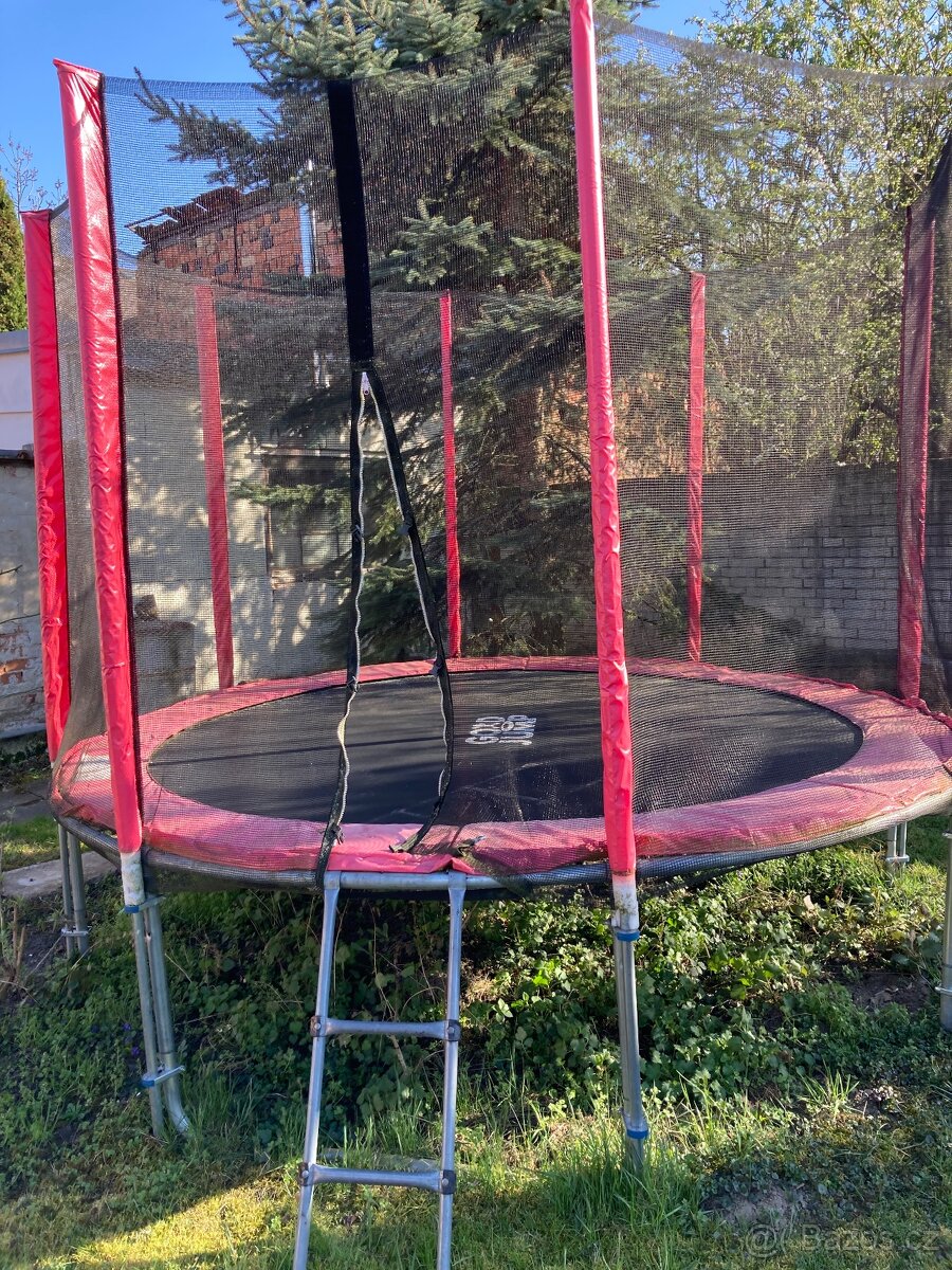 Trampolina