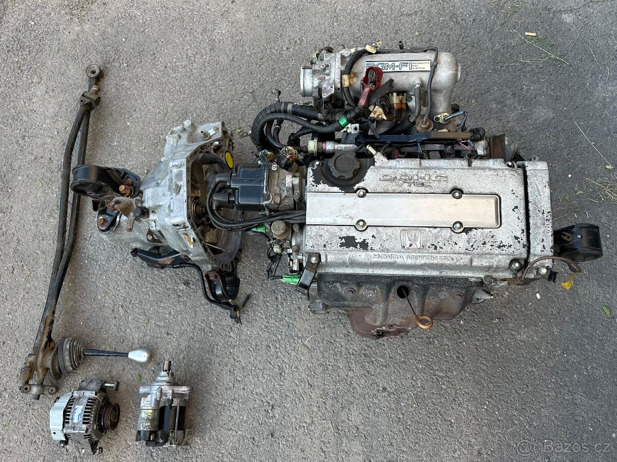 B16A1 VTEC motor a převodovka