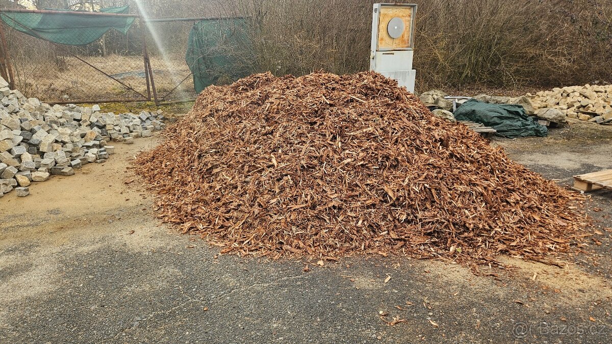 KŮRA MULČOVACÍ - VOLNĚ LOŽENÁ - 1 M3