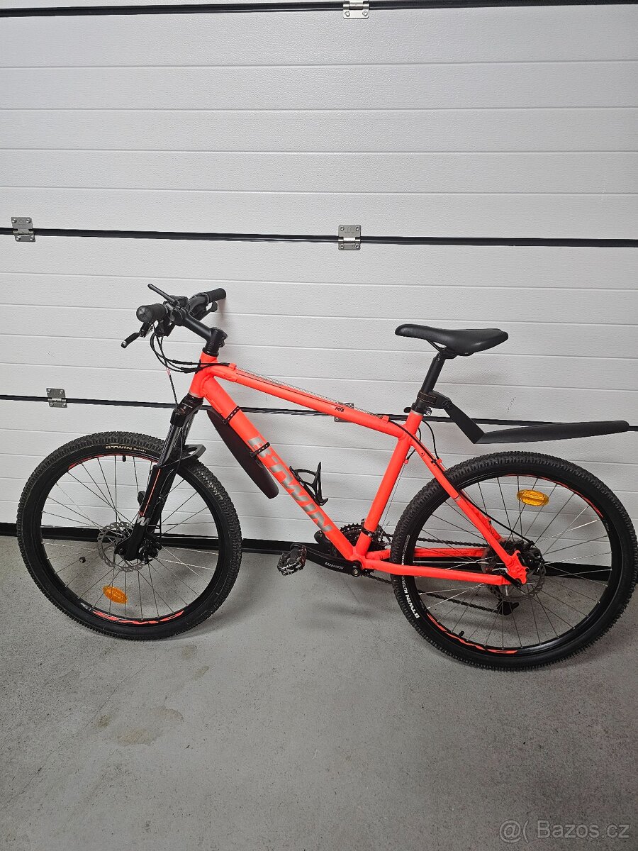 HORSKÉ KOLO ZNAČKY BTWIN ROCKRIDER 500