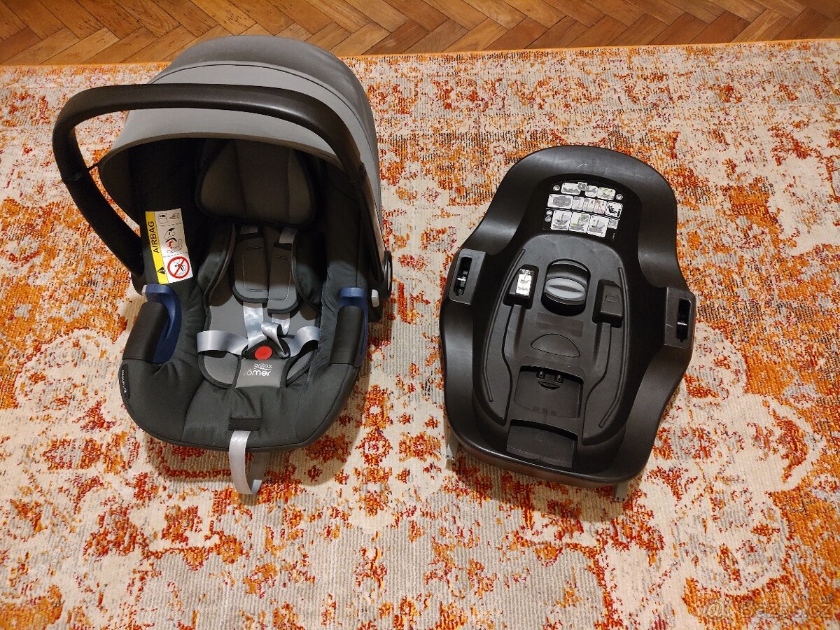 Britax Römer Baby Safe i-Size + Základna