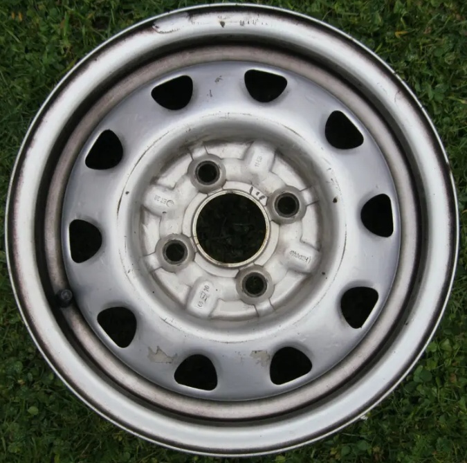 Disk kola Škoda Felicia Forman Favorit 13"