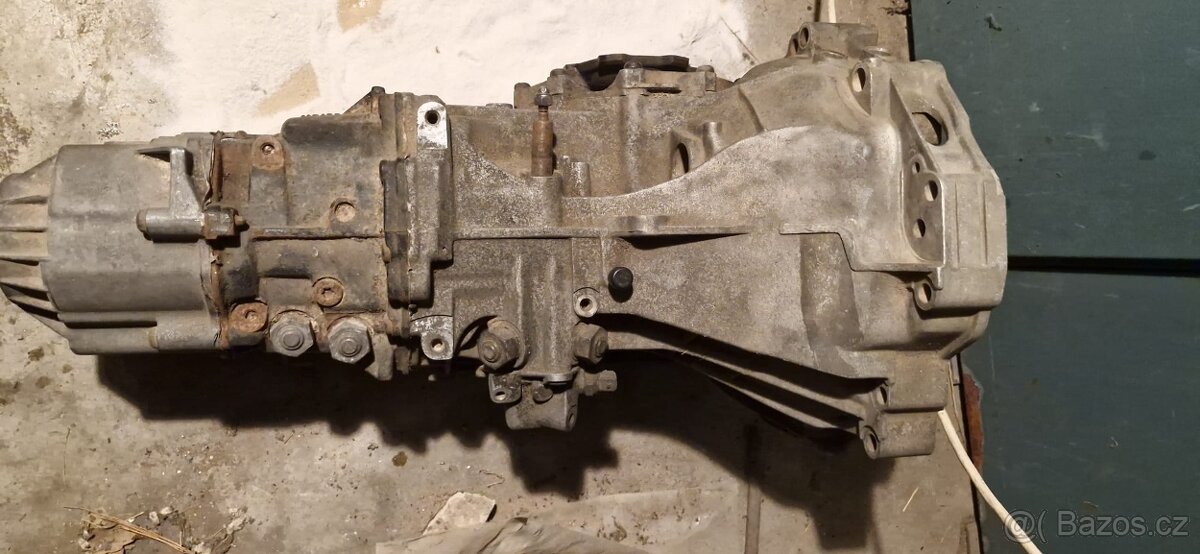 AUDI 100/A6 převodovka 6ti rychlostní VAG 01E301453C