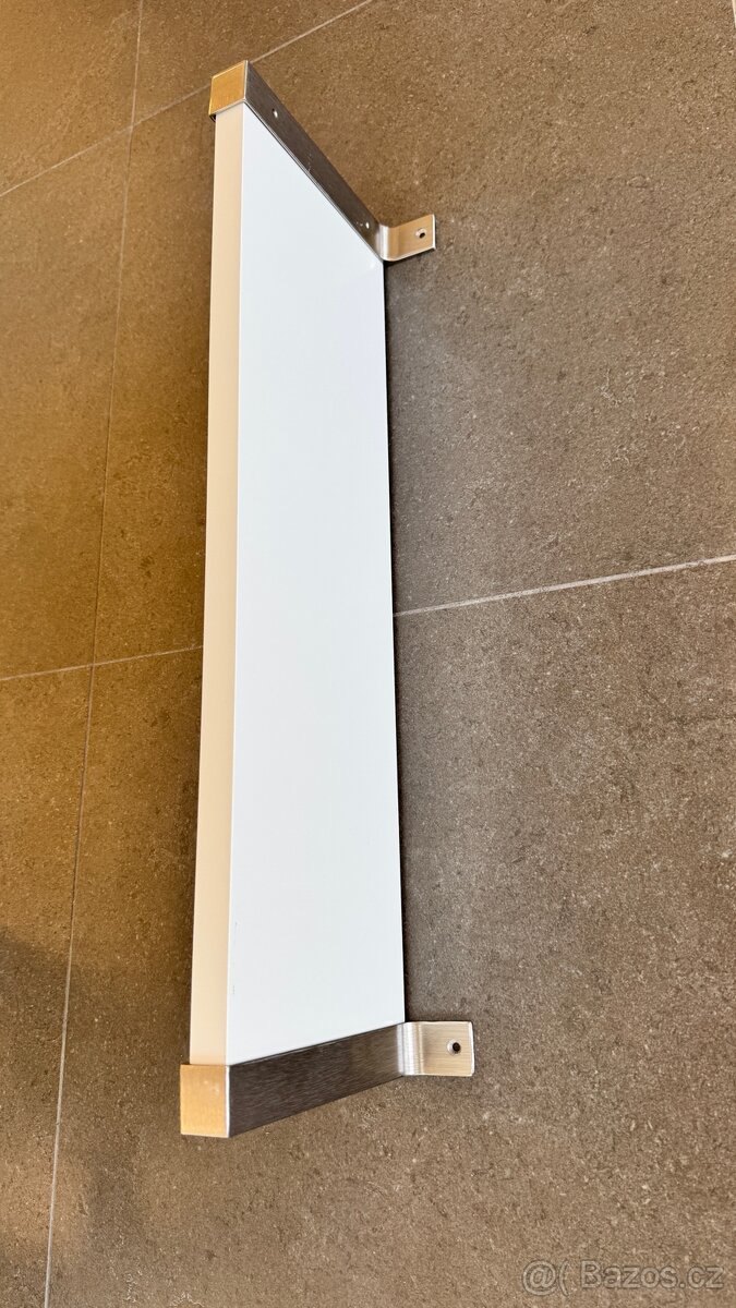 Police ikea Ekby Jarpen 10ks