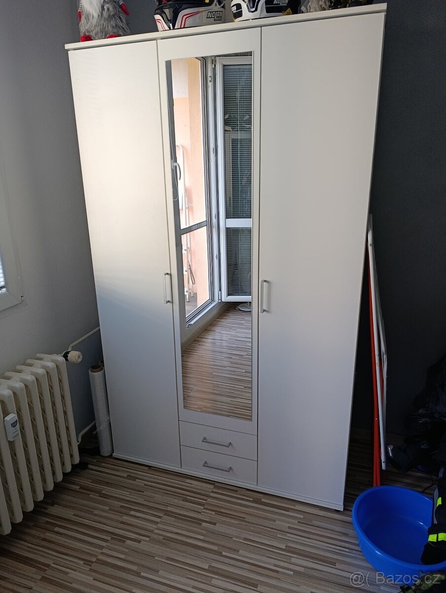 Šatní skříň OTMAR (bílá)
