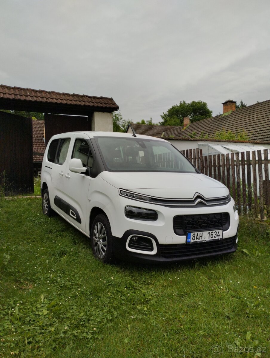 Berlingo XL 1.5 BlueHDi, 7 MÍST, 1. MAJ, najeto 65.000 km