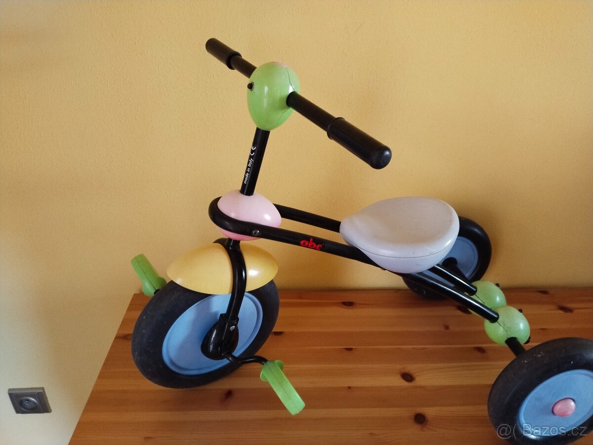 Dětská tříkolka