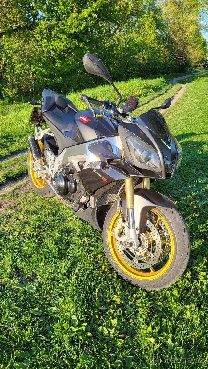Aprilia Tuono V4R