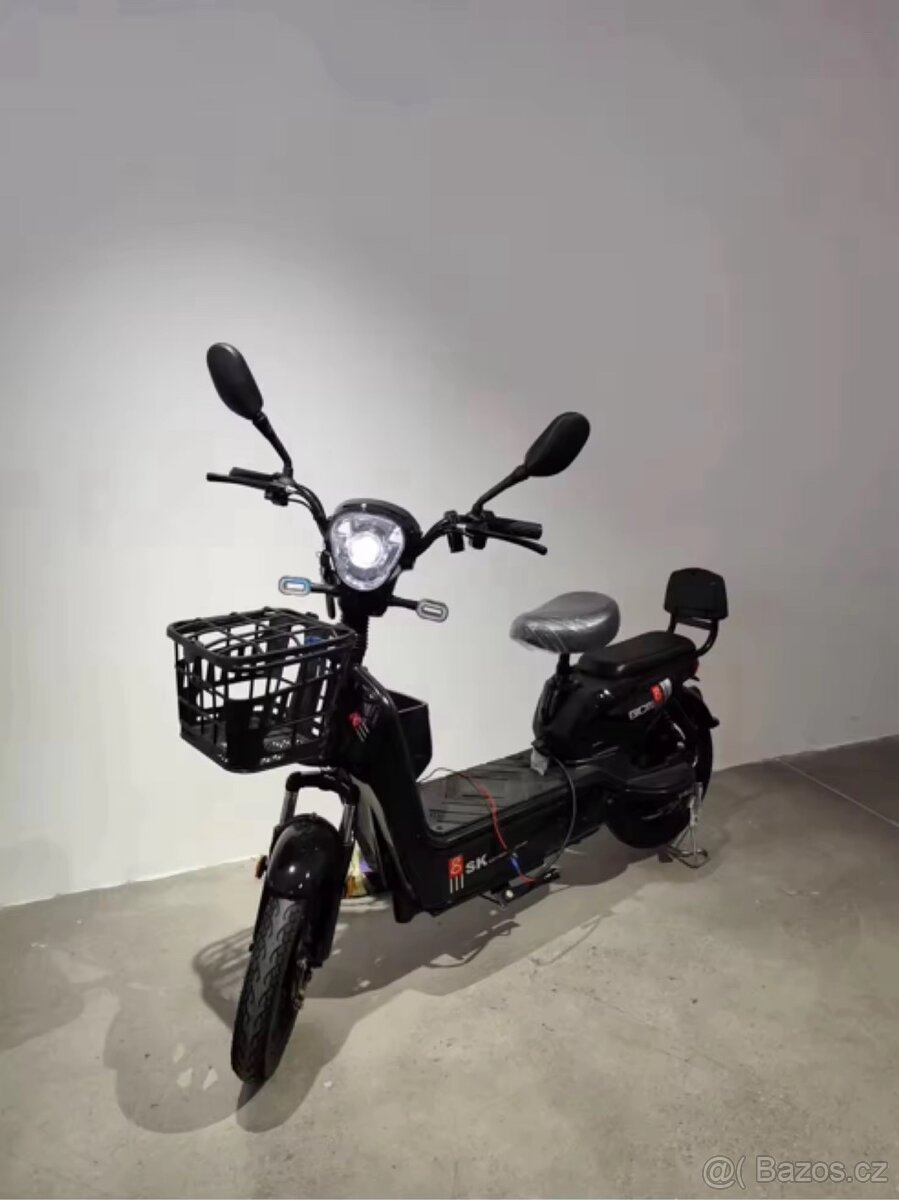 Nabízím nový elektroskútr.