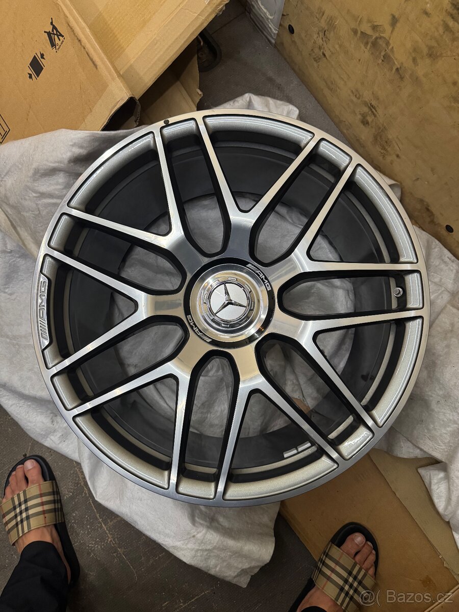Nová sada Mercedes R22 GLE53 GLE63 AMG Originál