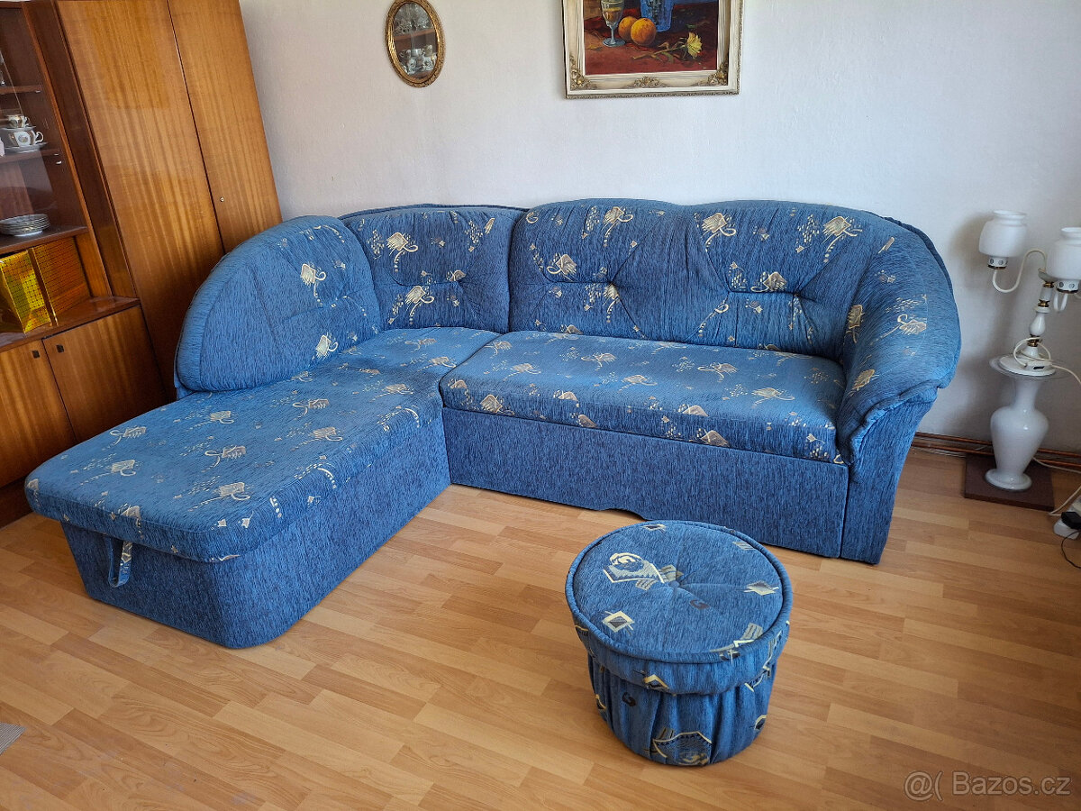 ROZKLÁDACÍ GAUČ