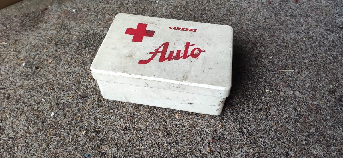 Auto lékárnička Retro krabička