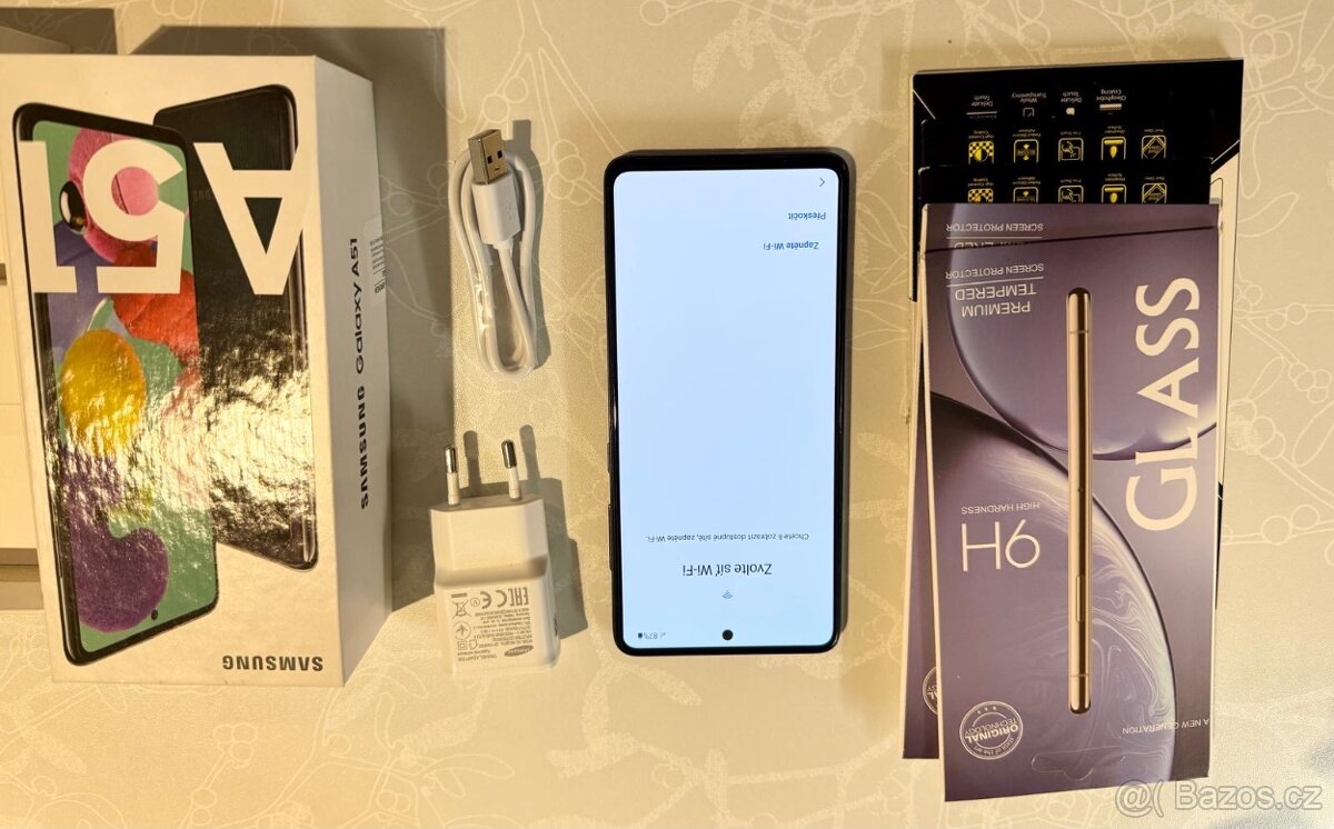 Samsung A51 v orig. balení + nabíječka + 5 x ochranné sklo