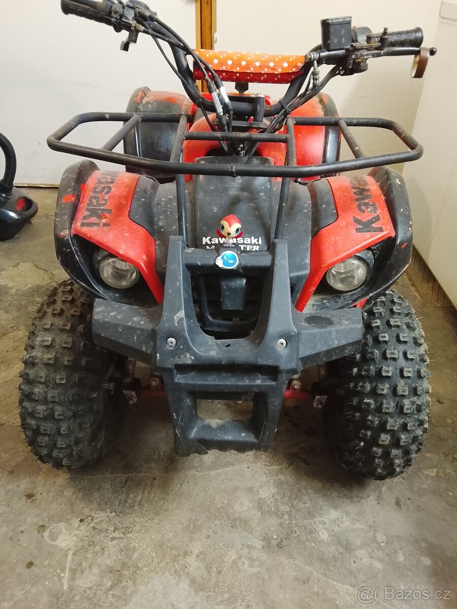 Dětská čtyřkolka