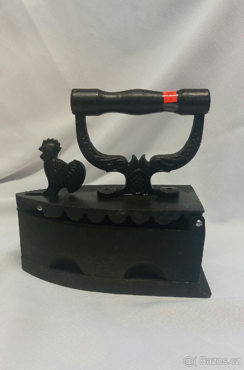 Starožitná žehlička