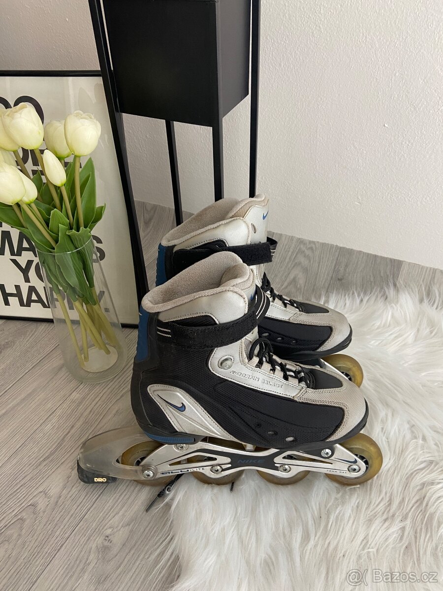 Unisexové kolečkové brusle zn. Nike