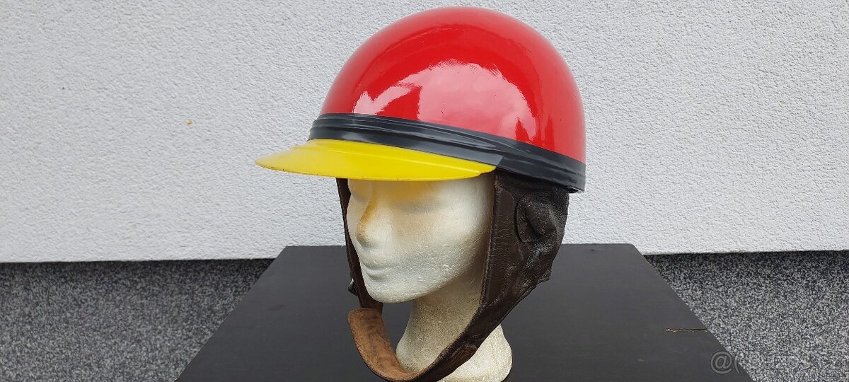 Stará helma,retro helma,cassida,kokoska,kokos...