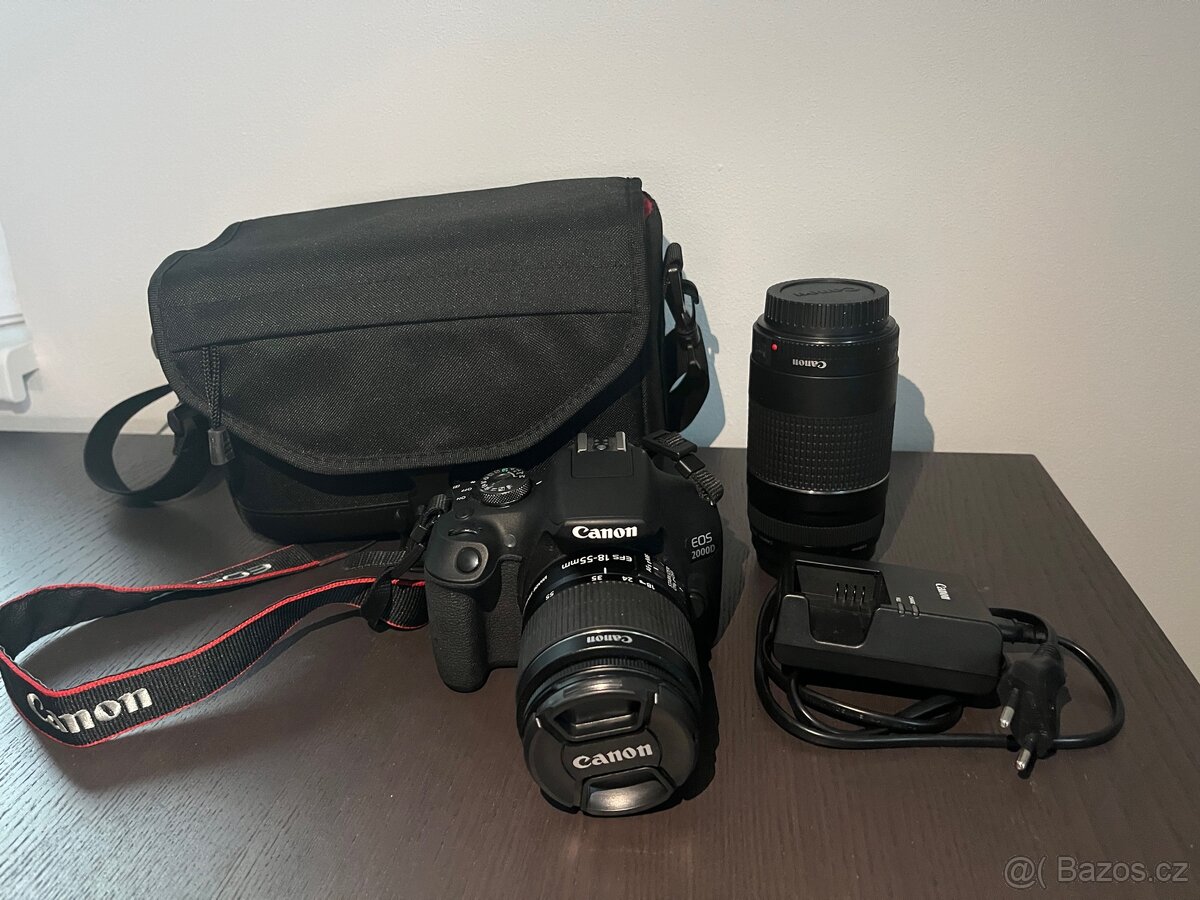 Canon EOS 2000D + 18-55mm IS + 75-300mm + brašna