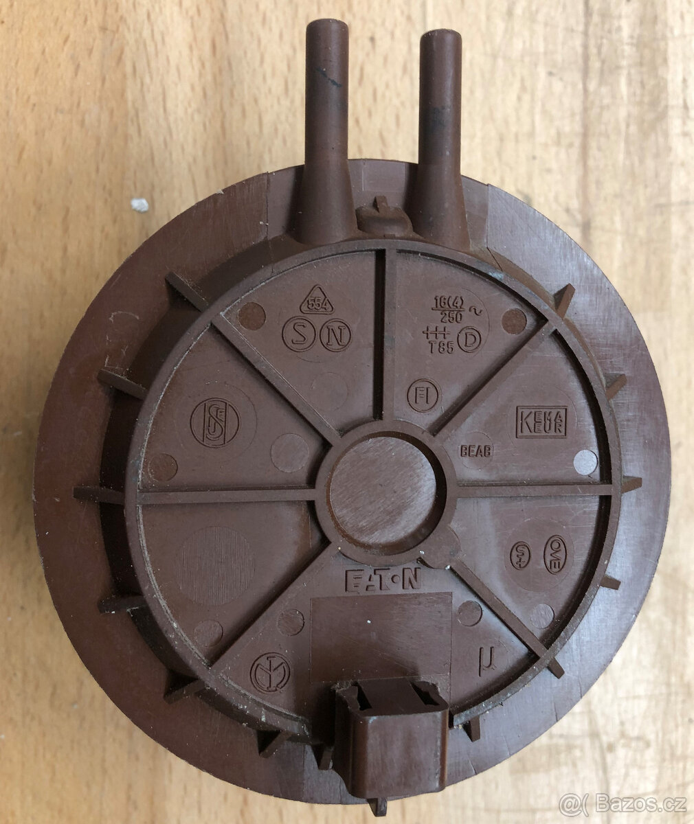 Podtlakový spínač pro pračku Philco WDS 1063 a WDN 853