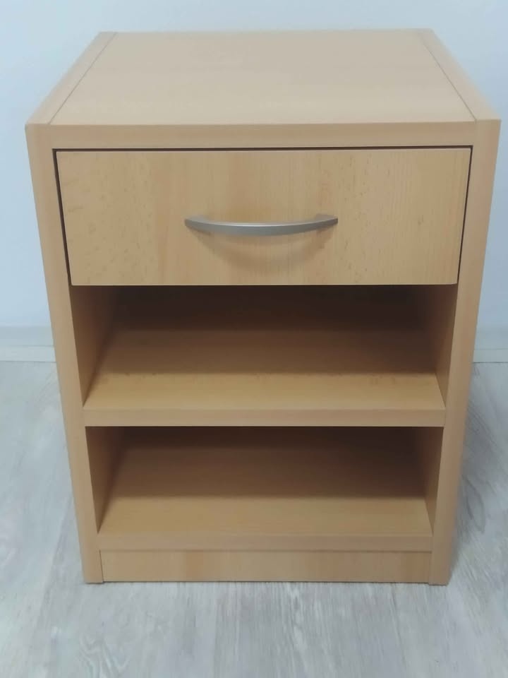 Noční stolek buk (TOP stav)