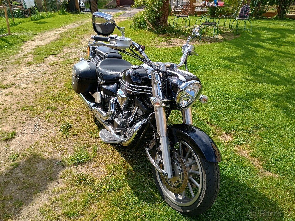 Yamaha xv 1900 midnightstar