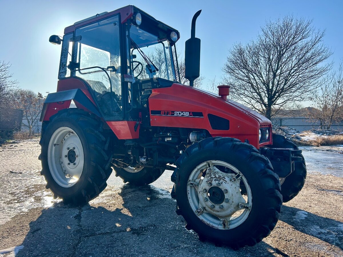 Traktor VTZ 2048 - 4x4