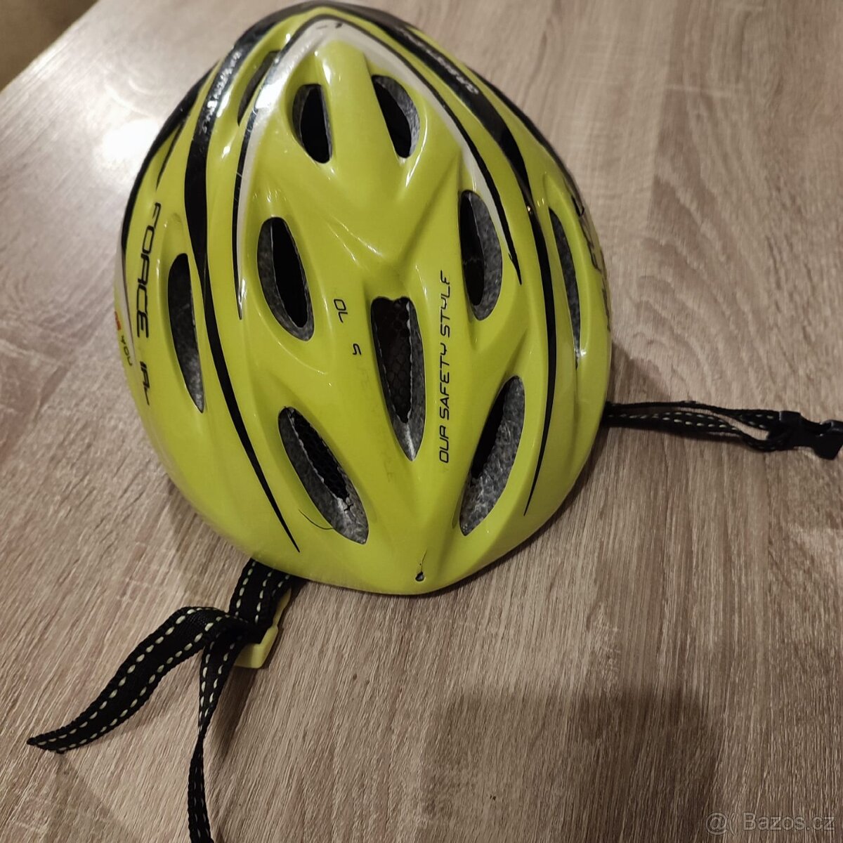 Cyklistická přilba