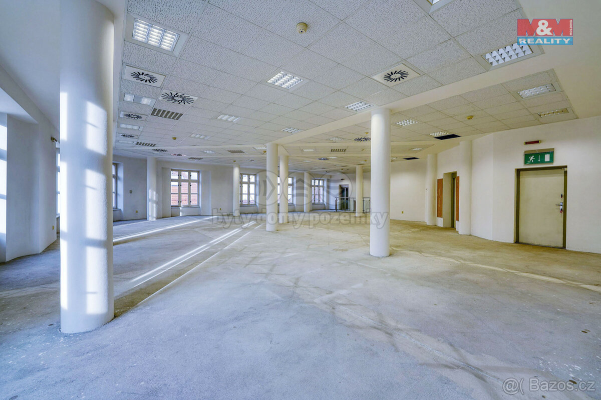 Pronájem kanceláře, 292 m², Plzeň, ul. Bedřicha Smetany